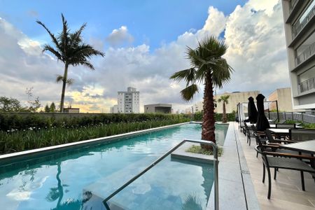 Apartamento à venda com 70m², 2 quartos e 1 vagaÁrea comum - Piscina