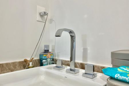 Apartamento à venda com 70m², 2 quartos e 1 vagaBanheiro Corredor