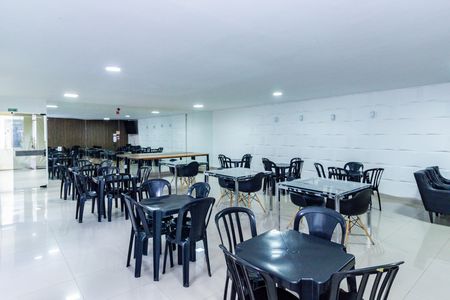 Apartamento à venda com 52m², 2 quartos e 2 vagas Apartamento à venda com 52m², 2 quartos e 2 vagasÁrea comum - Salão de festas