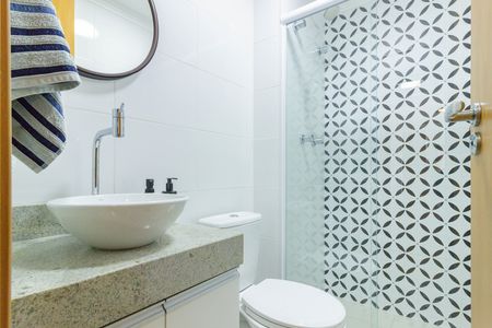 Apartamento à venda com 52m², 2 quartos e 2 vagas Apartamento à venda com 52m², 2 quartos e 2 vagasBanheiro