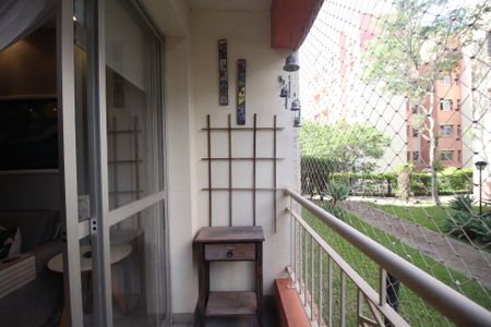 Sacada de apartamento à venda com 2 quartos, 58m² em Jardim Carvalho, Porto Alegre