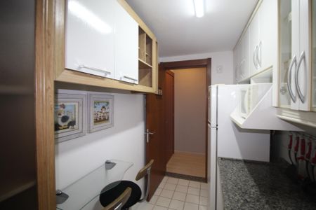 Apartamento à venda com 58m², 2 quartos e sem vagaCozinha