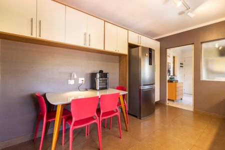 Apartamento para alugar com 161m², 3 quartos e 1 vagaCozinha