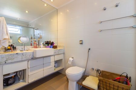 Apartamento para alugar com 161m², 3 quartos e 1 vagaBanheiro da Suíte