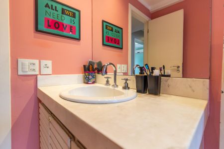 Apartamento para alugar com 161m², 3 quartos e 1 vagaBanheiro