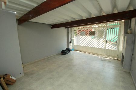 Casa à venda com 137m², 3 quartos e 2 vagas Casa à venda com 137m², 3 quartos e 2 vagasGaragem