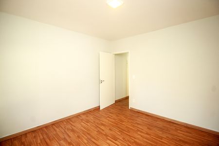 Casa à venda com 137m², 3 quartos e 2 vagas Casa à venda com 137m², 3 quartos e 2 vagasQuarto 1