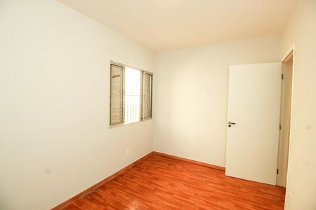 Casa à venda com 137m², 3 quartos e 2 vagas Casa à venda com 137m², 3 quartos e 2 vagasQuarto 2