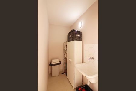 Casa à venda com 275m², 3 quartos e 7 vagasÁrea de Serviço