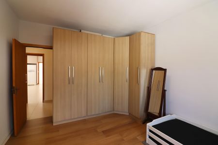 Casa à venda com 275m², 3 quartos e 7 vagasQuarto 2