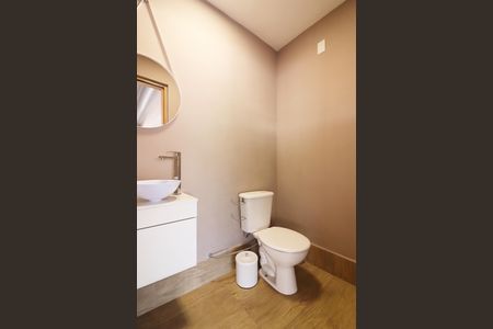 Casa à venda com 275m², 3 quartos e 7 vagasLavabo 