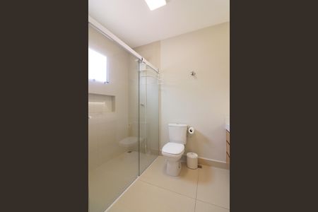 Casa à venda com 275m², 3 quartos e 7 vagasQuarto 3 - Suíte Banheiro 