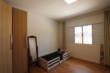 Casa à venda com 275m², 3 quartos e 7 vagasQuarto 2