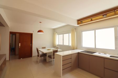 Casa à venda com 275m², 3 quartos e 7 vagasCopa e Cozinha 