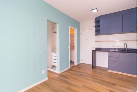 Apartamento à venda com 38m², 2 quartos e sem vaga Apartamento à venda com 38m², 2 quartos e sem vagaSala