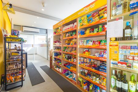 Apartamento à venda com 38m², 2 quartos e sem vaga Apartamento à venda com 38m², 2 quartos e sem vagaMini Mercado