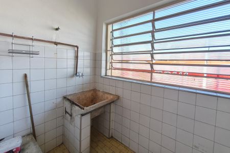 Casa para alugar com 80m², 2 quartos e sem vagaÁrea de Serviço