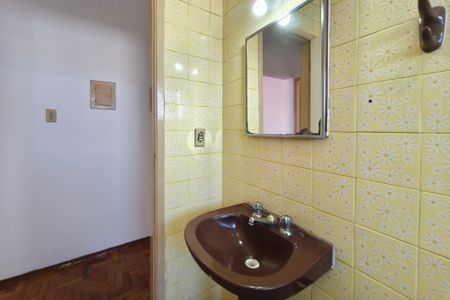 Casa para alugar com 80m², 2 quartos e sem vagaBanheiro