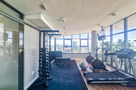 Apartamento à venda com 130m², 3 quartos e 1 vaga Apartamento à venda com 130m², 3 quartos e 1 vagaÁrea comum - Academia