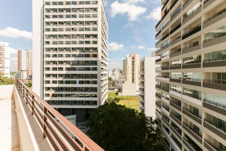 Apartamento à venda com 130m², 3 quartos e 1 vaga Apartamento à venda com 130m², 3 quartos e 1 vagaVaranda