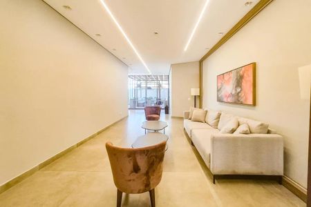 Apartamento à venda com 130m², 3 quartos e 1 vaga Apartamento à venda com 130m², 3 quartos e 1 vagaHall de entrada