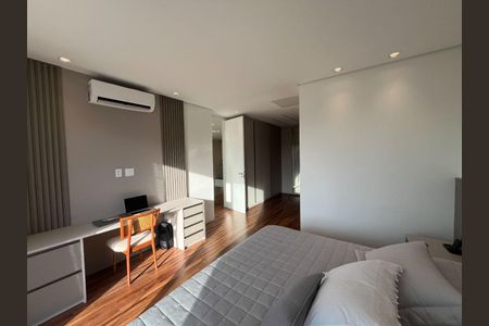 Casa à venda com 4 quartos, 349m² em Alphaville, Santana de Parnaíba