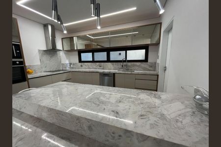 Casa à venda com 4 quartos, 349m² em Alphaville, Santana de Parnaíba