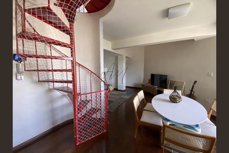 Apartamento à venda com 4 quartos, 140m² em Floresta, Belo Horizonte