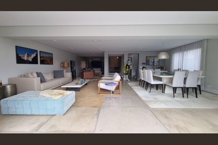 Casa à venda com 4 quartos, 360m² em Alphaville, Santana de Parnaíba