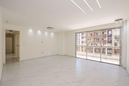 Apartamento à venda com 3 quartos, 120m² em Icaraí, Niterói
