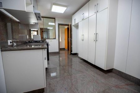 Apartamento à venda com 186m², 4 quartos e 3 vagas Apartamento à venda com 186m², 4 quartos e 3 vagasCozinha