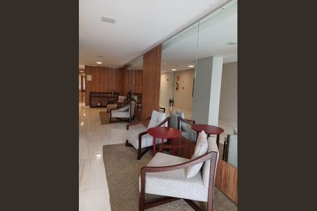 Apartamento à venda com 66m², 2 quartos e 2 vagas Apartamento à venda com 66m², 2 quartos e 2 vagasHall de entrada