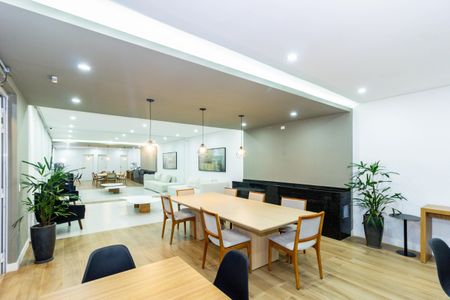 Apartamento para alugar com 35m², 2 quartos e sem vaga Apartamento para alugar com 35m², 2 quartos e sem vagaÁrea comum - Salão de festas