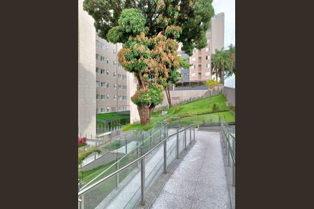 Apartamento à venda com 74m², 2 quartos e 2 vagasEntrada 