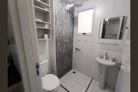 Banheiro de apartamento para alugar com 2 quartos, 35m² em RP3 (Regiões de Planejamento), Santo André