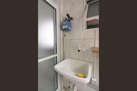 Apartamento à venda com 68m², 3 quartos e 1 vagaÁrea de Serviço