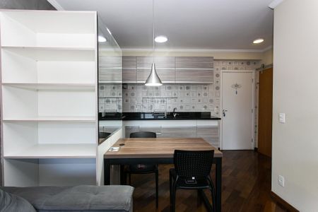 Studio para alugar com 42m², 1 quarto e 1 vaga Studio para alugar com 42m², 1 quarto e 1 vagaSala