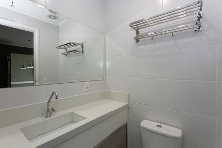 Studio para alugar com 42m², 1 quarto e 1 vaga Studio para alugar com 42m², 1 quarto e 1 vagaBanheiro