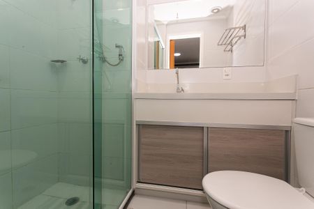 Studio para alugar com 42m², 1 quarto e 1 vaga Studio para alugar com 42m², 1 quarto e 1 vagaBanheiro