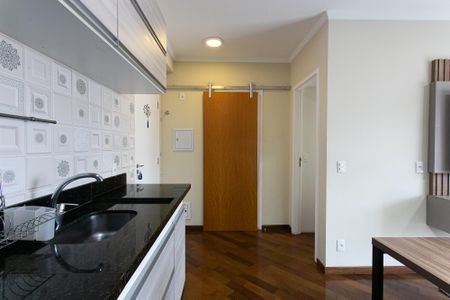 Studio para alugar com 42m², 1 quarto e 1 vaga Studio para alugar com 42m², 1 quarto e 1 vagaCozinha - Geladeira