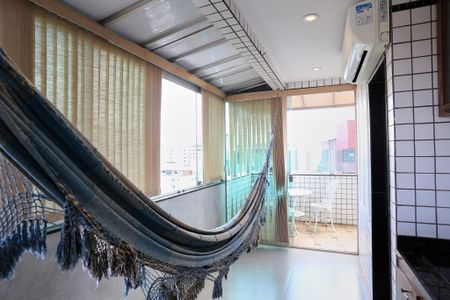 Apartamento à venda com 94m², 2 quartos e 2 vagasVaranda da Sala