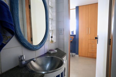 Apartamento à venda com 94m², 2 quartos e 2 vagasLavabo