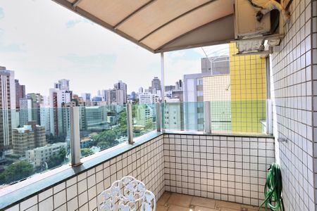 Apartamento à venda com 94m², 2 quartos e 2 vagasVaranda