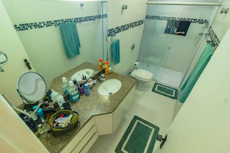 Casa à venda com 134m², 3 quartos e 2 vagas