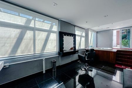 Apartamento à venda com 180m², 3 quartos e 4 vagasÁrea comum