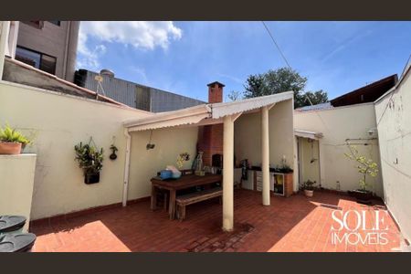 Casa à venda com 166m², 3 quartos e 2 vagas