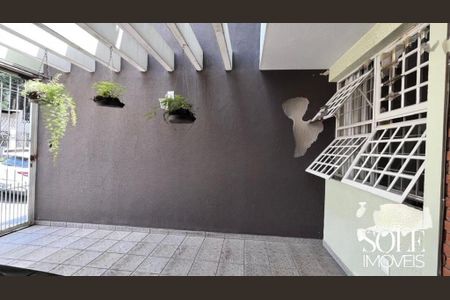 Casa à venda com 166m², 3 quartos e 2 vagas