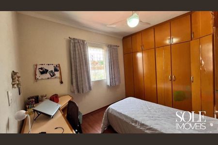 Casa à venda com 166m², 3 quartos e 2 vagas