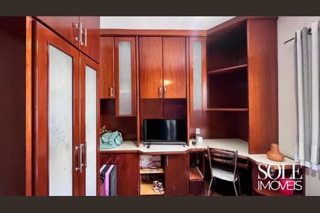 Casa à venda com 166m², 3 quartos e 2 vagas