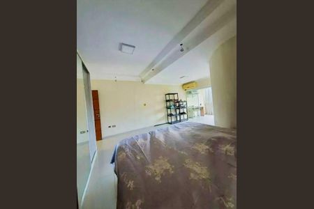 Casa à venda com 3 quartos, 279m² em Taboão, São Bernardo do Campo